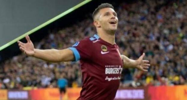 记者：贡萨洛-拉莫斯也在纽卡引援名单中，谢什科仍是首选