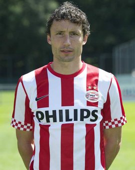 澳门博彩业2025年全年毛收入预计达2900亿澳门元